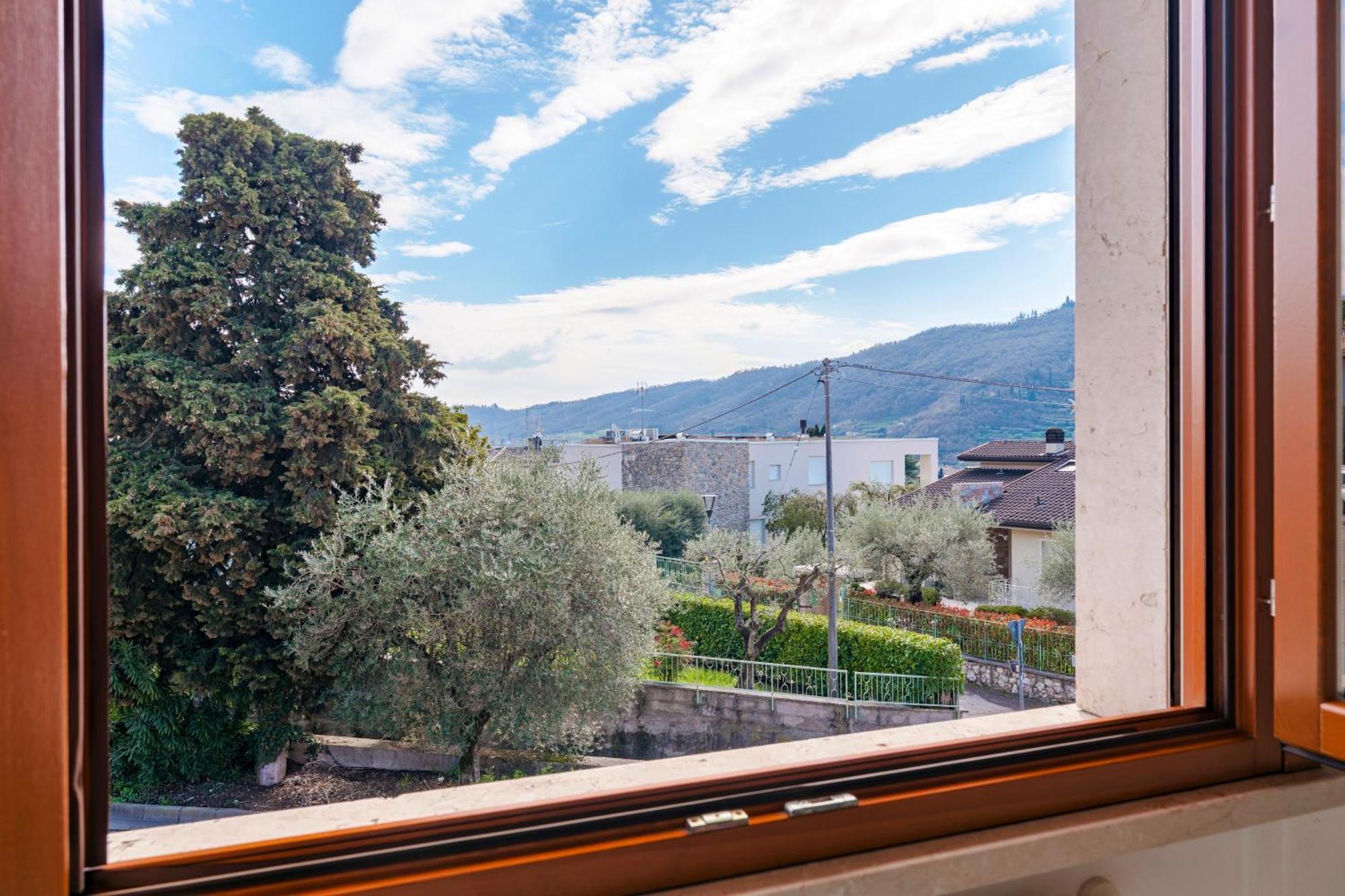 Terrazza Di Garda - Regarda Travel Гарда Екстер'єр фото